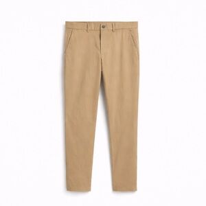 NWT GAP Men's Khaki Chinos 43x32